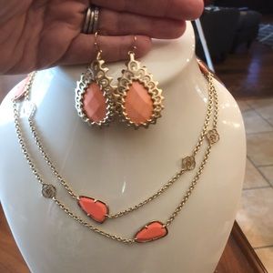 Kendra Scott kinley and Finn